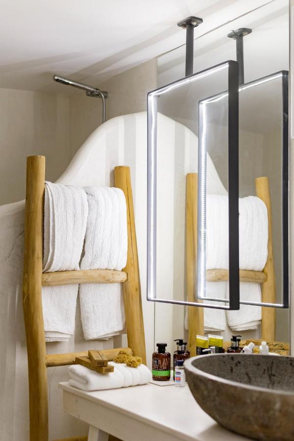 Menori Luxury Suite Panormos  ภายนอก รูปภาพ